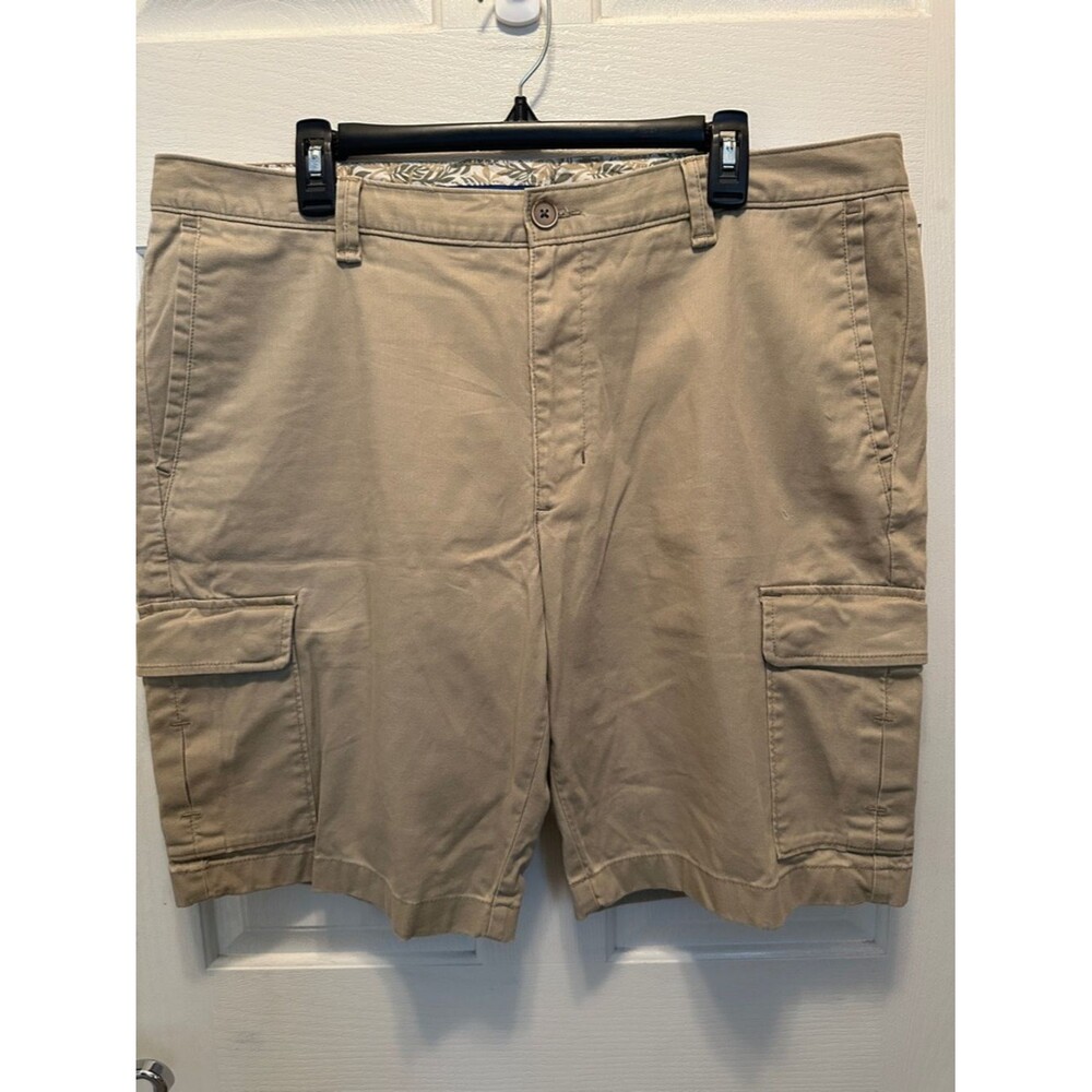 Tommy Bahama Men's Cargo Shorts in Tan